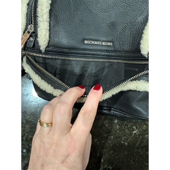 Michael Kors Rhea Zip Backpack Womens Medium Black Pebbled Leather Zip - Picture 9 of 9
